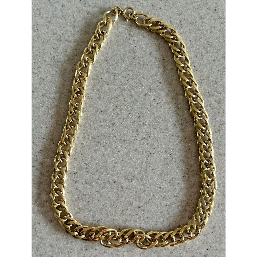 Vintage Gold Tone Chunky 18